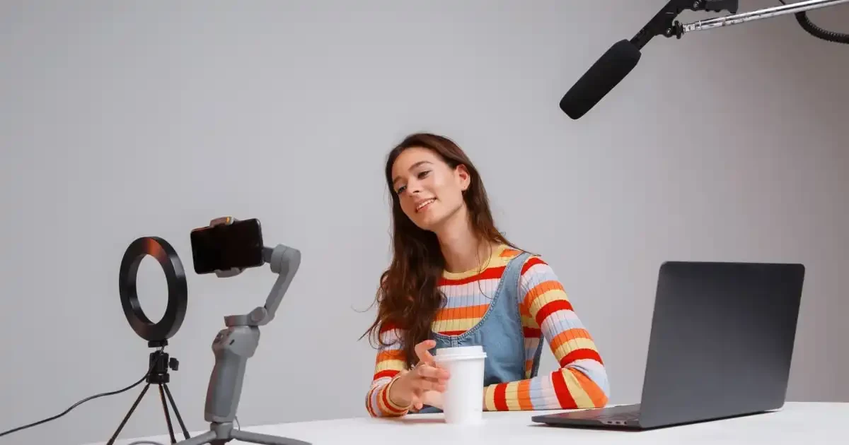 Social Media Content Creator: Complete Guide